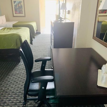 Quality Inn & Suites Miramar Beach Extérieur photo