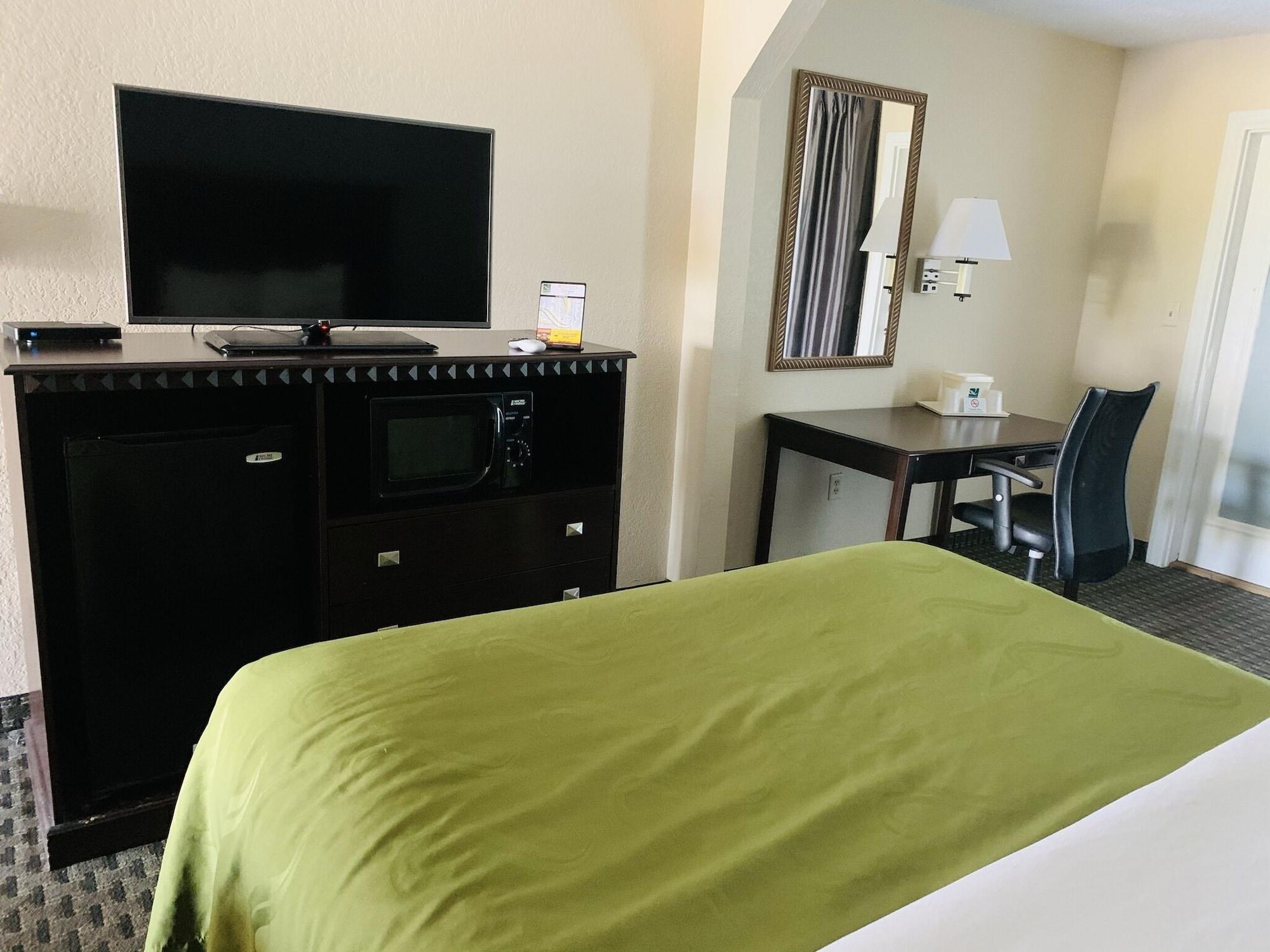 Quality Inn & Suites Miramar Beach Extérieur photo